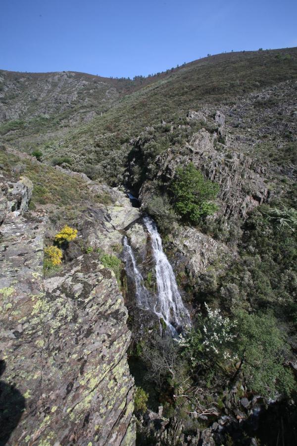 Casa Ribeira De Pera Villa Castanheira de Pera Dış mekan fotoğraf